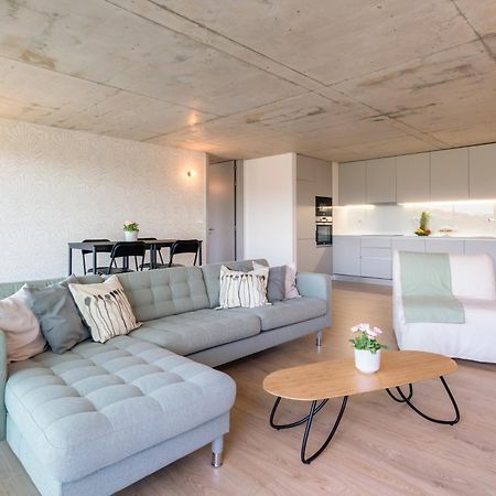 Host Wise - Luxurious Impressive Apartment - Balcony And Pool Вила-Нова-ди-Гая Экстерьер фото