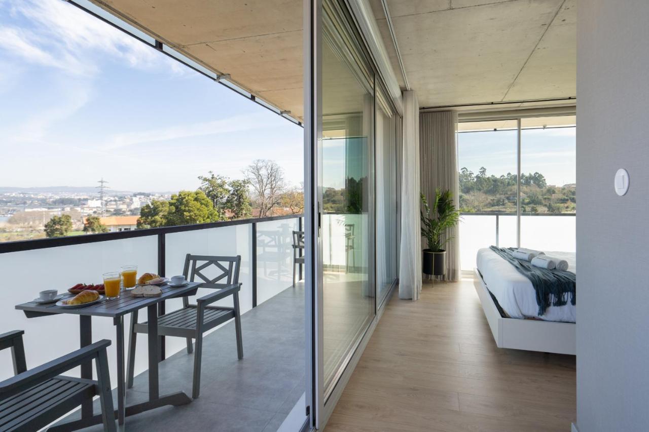 Host Wise - Luxurious Impressive Apartment - Balcony And Pool Вила-Нова-ди-Гая Экстерьер фото