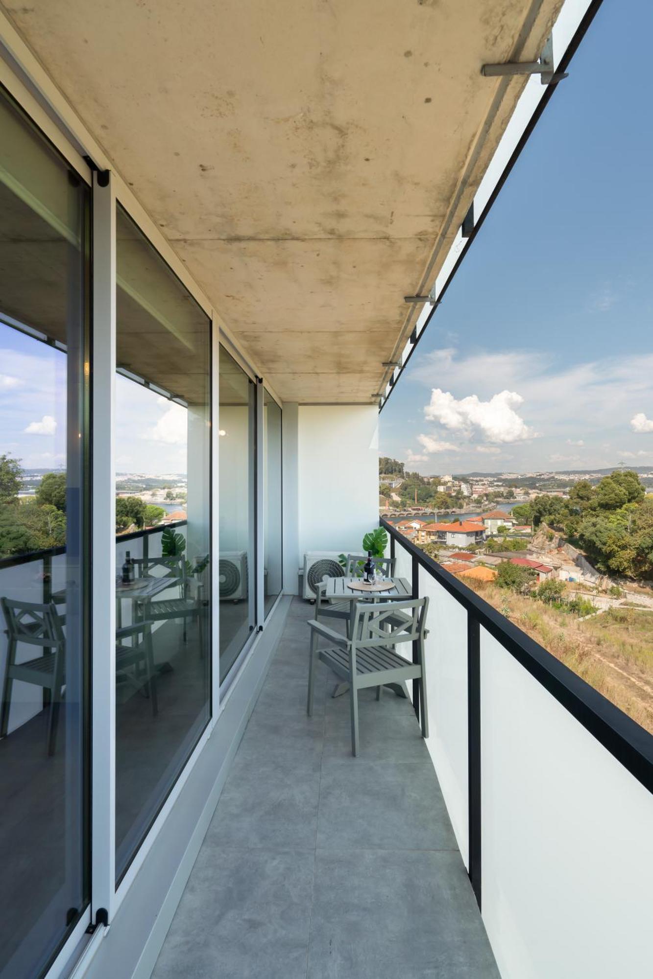 Host Wise - Luxurious Impressive Apartment - Balcony And Pool Вила-Нова-ди-Гая Номер фото