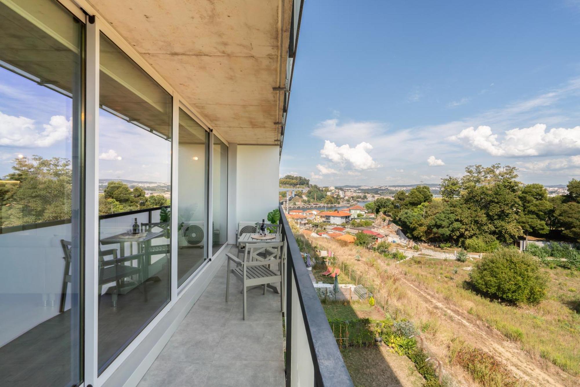 Host Wise - Luxurious Impressive Apartment - Balcony And Pool Вила-Нова-ди-Гая Номер фото