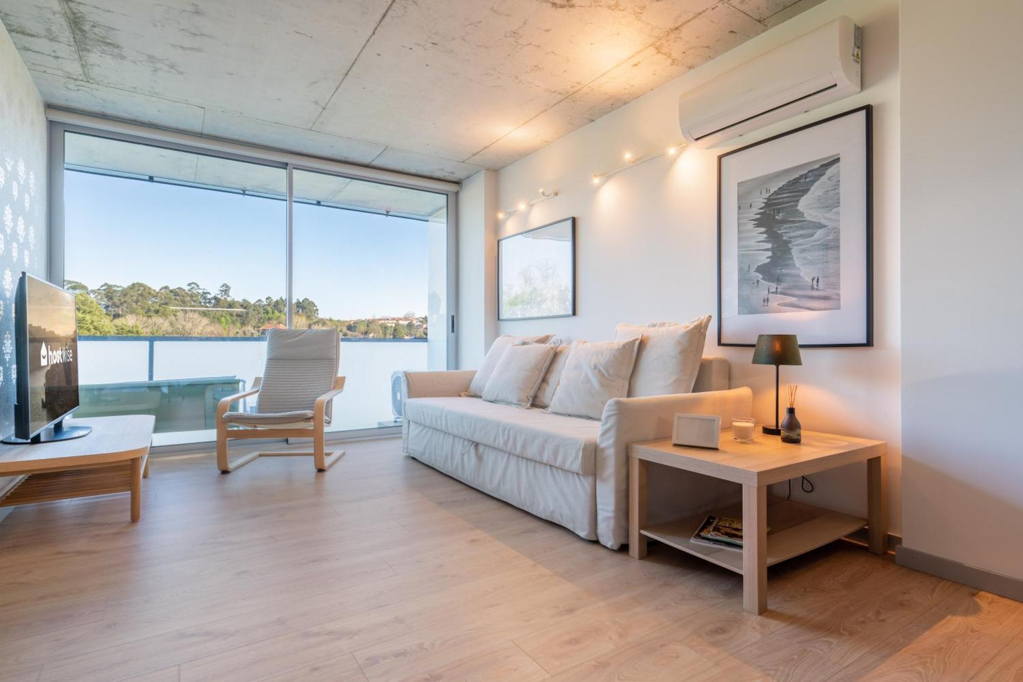 Host Wise - Luxurious Impressive Apartment - Balcony And Pool Вила-Нова-ди-Гая Номер фото